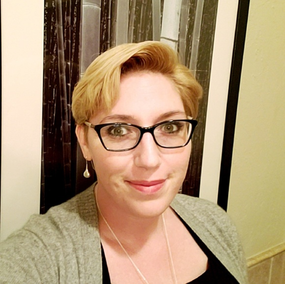 Meet your Posher, Carey Family! - Picture 1 of 2